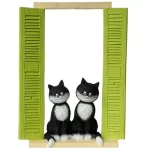 statuette de chats en couple à leur fenêtre www.boutiquestgermain.com